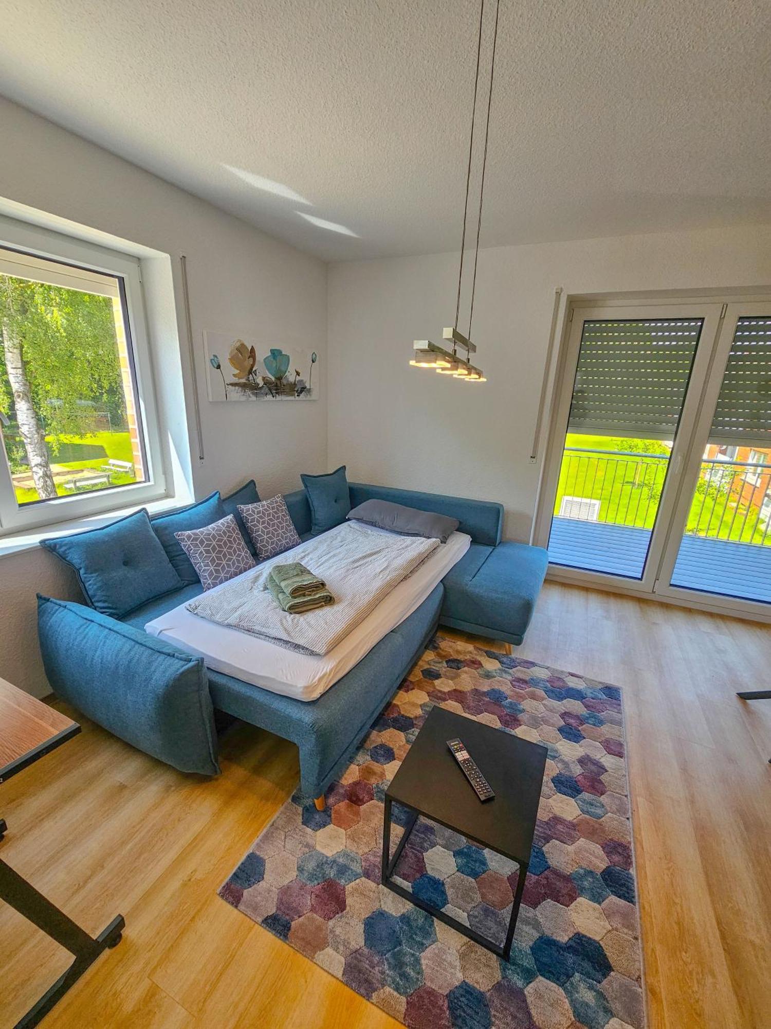 Balkon Aparment2, Meppen, Kueche, Badezimmer, Waschmaschine * Meppen