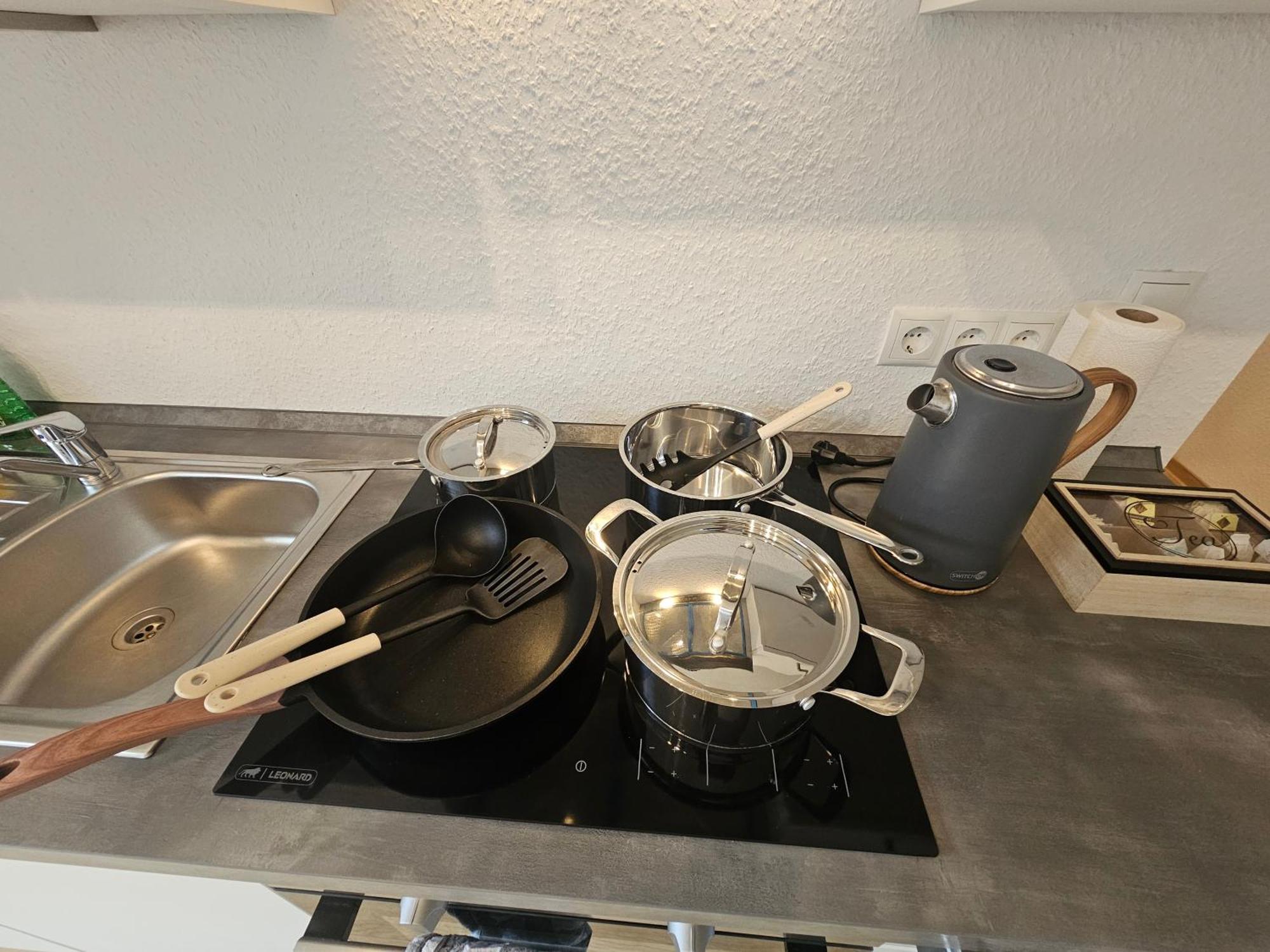 Apartment Balkon Aparment2, Meppen, Kueche, Badezimmer, Waschmaschine